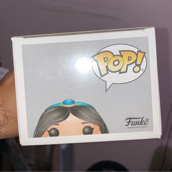 Jasmine pop figure - Picture 4 of 6